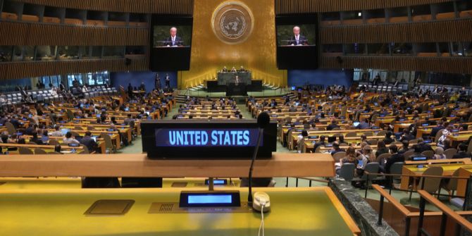 un