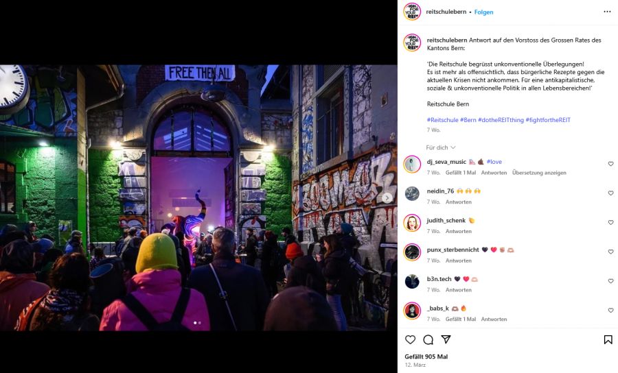 Seitdem wird auf dem Vorplatz häufiger zu Festen geladen – und die Reitschule appelliert an die Politik.