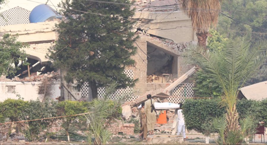 Indien hat mutmassliche Terrorcamps in Pakistan mit Raketen angegriffen – aus pakistanischen Kreisen ist jedoch auch von zivilen Opfern die Rede.