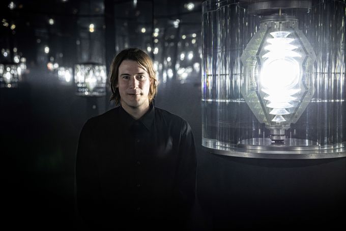 Das Porträt von Julian Charrière. Julian Charrière.