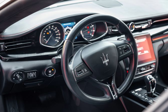 Maserati verkauft Betrug Veruntreuung