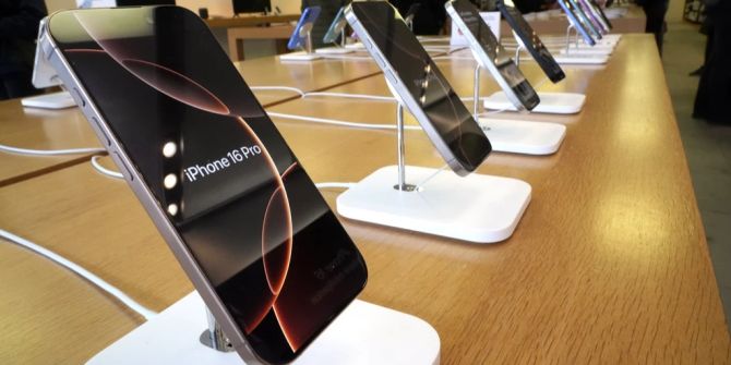 Apple iPhone