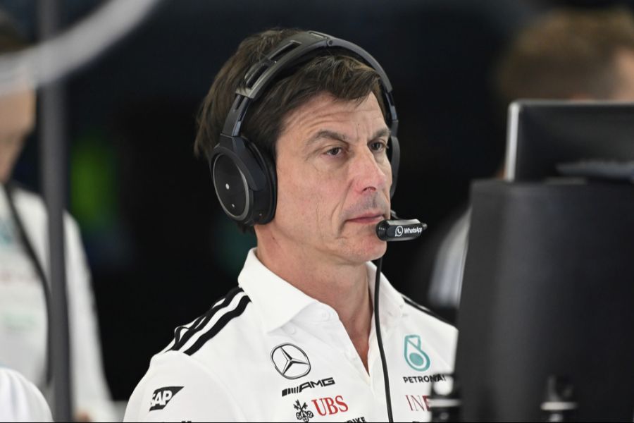 Ein Treffen mit Mercedes-Teamchef Toto Wolff auf Sardinien hatte zuletzt die Gerüchte befeuert.