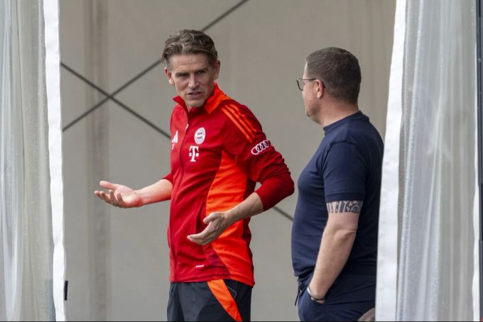 Sportdirektor Christoph Freund (links) und Sportvorstand Max Eberl von Bayern München. Bayern München
