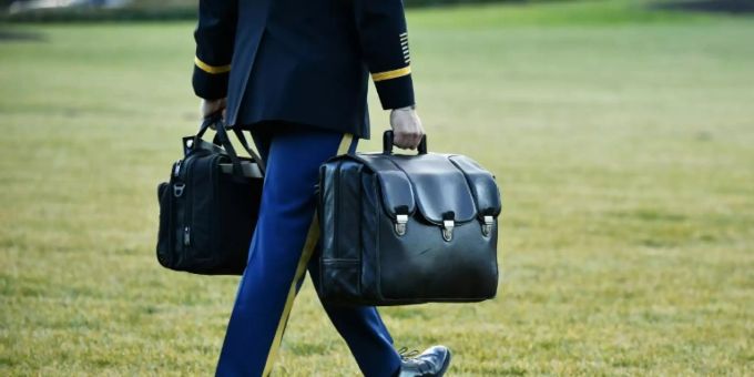 Washington - Biden verfügt nun auch über Codes für US-Atomwaffenarsenal