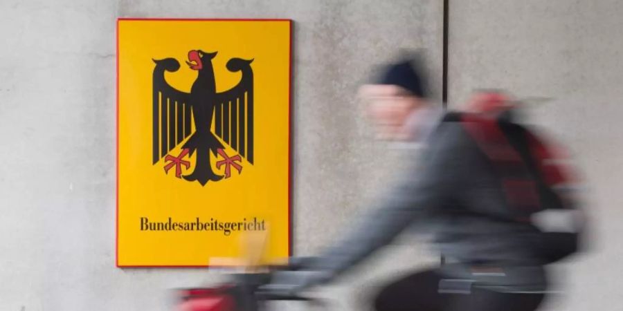 Vor dem Bundesarbeitsgericht hat eine Abteilungsleiterin aus Niedersachsen geklagt. Foto: Sebastian Kahnert/dpa-Zentralbild/dpa