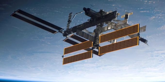 An Bord der ISS wird mehrfach Silvester gefeiert. Silvester
