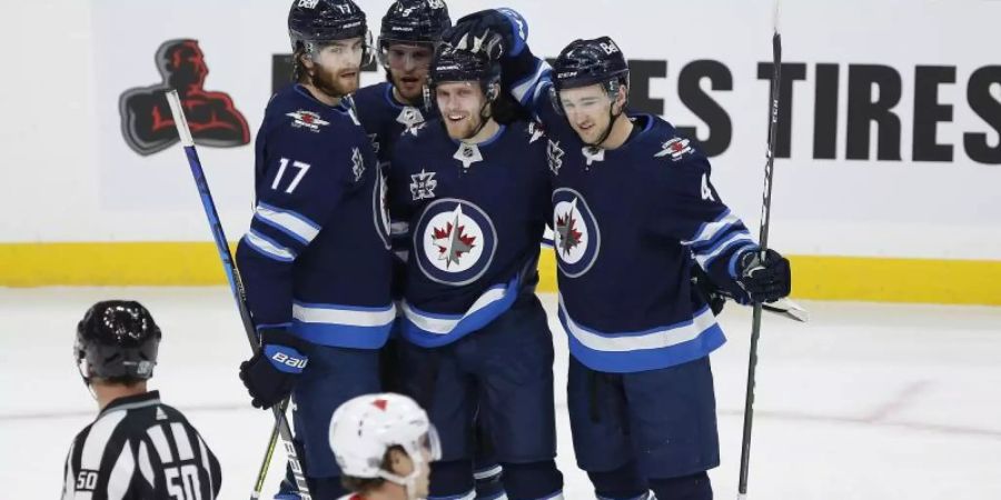 Die Winnipeg Jets gewannen daheim gegen die Ottawa Senators. Foto: John Woods/The Canadian Press via AP/dpa