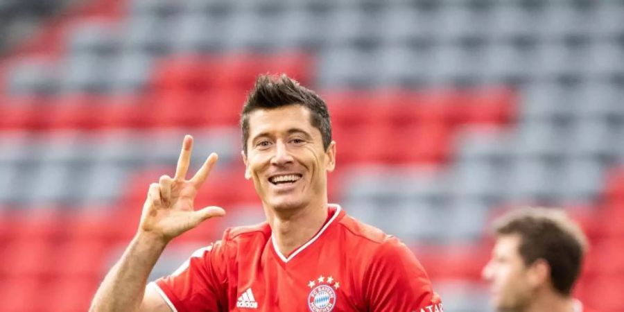 Steht vor seinem 200. Bundesliga-Spiel im Bayern-Trikot: Torgarant Robert Lewandowski. Foto: Matthias Balk/dpa