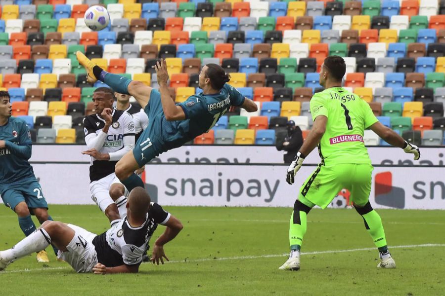 Zuletzt trifft er gegen Udinese per Fallrückzieher.