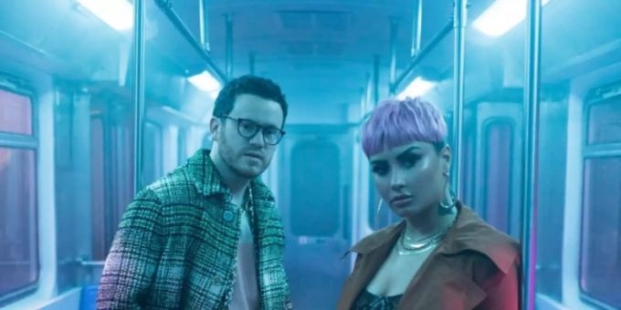 Demi Lovato und Sam Fischer bringen ein Duett. demi lovato