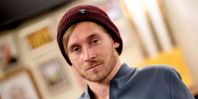 «Gesellschaftlich fand ich es besonders und erstaunlich, wozu wir in der Lage sind, was wir alles schaffen können, und welche Opfer wir bereit sind zu geben», sagt Samuel Koch. Foto: Britta Pedersen/dpa-Zentralbild/dpa «Gesellschaftlich fand ich es besonders und erstaunlich, wozu wir in der Lage sind, was wir alles schaffen können, und welche Opfer wir bereit sind zu geben», sagt Samuel Koch. Foto: Britta Pedersen/dpa-Zentralbild/dpa