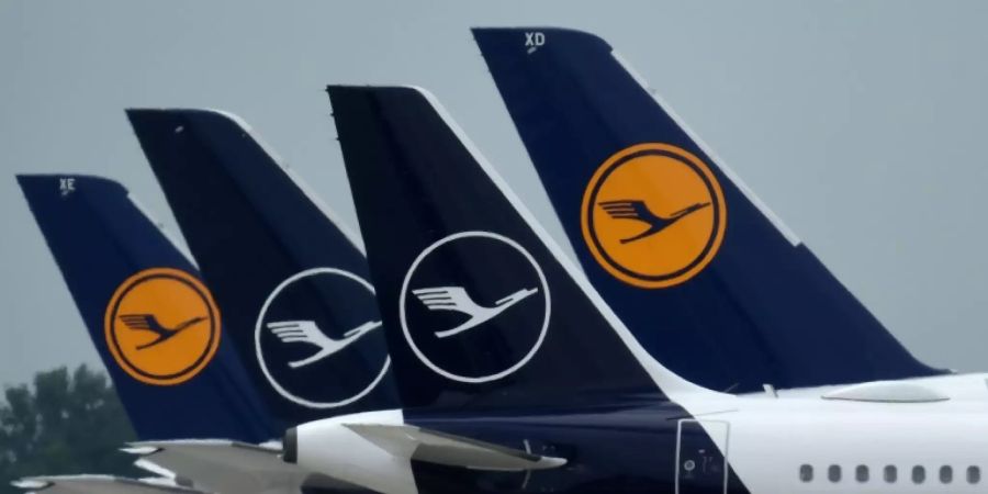 Lufthansa-Maschinen auf dem Flughafen in München