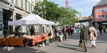 Auch dem Badener Wochenmarkt stand mehr Raum zur Verfügung