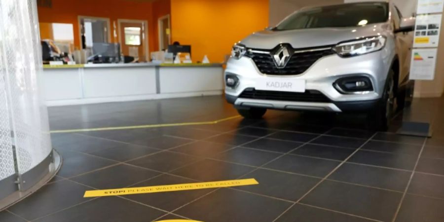Leere Autohäuser: Europas Hersteller fürchten Absatzeinbruch