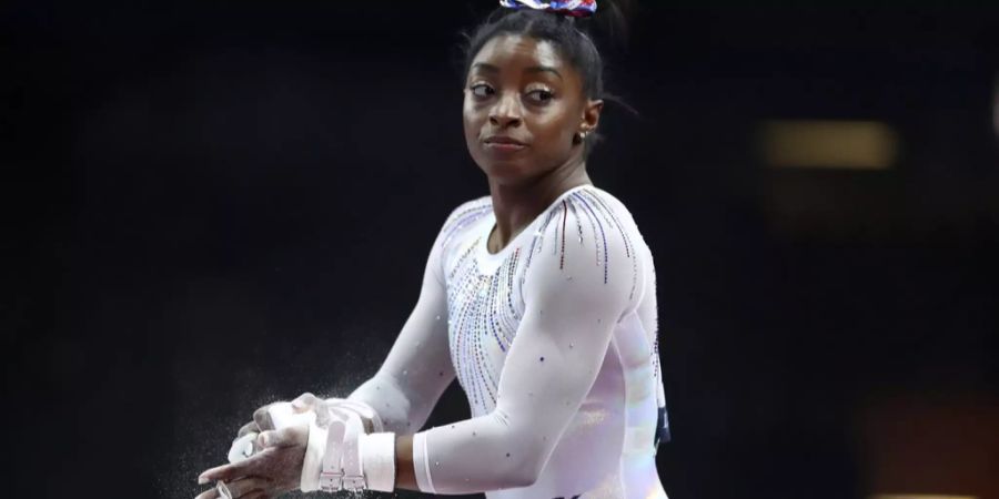 Giulia Steingruber simone biles