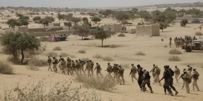 Tschadische Truppen nehmen zusammen mit nigerianischen Spezialeinheiten an einer Geiselbefreiungs-Übung zum Abschluss der Flintlock-Übung in Mao (TCD) im März 2015, teil. (Archivbild) boko haram nigeria