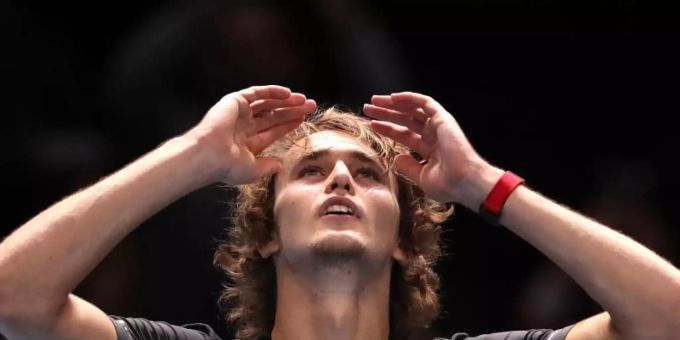 Alexander Zverev startet am Montag in die ATP Finals der besten acht Tennisspieler des Jahres. Foto: John Walton/PA Wire/dpa Alexander Zverev startet am Montag in die ATP Finals der besten acht Tennisspieler des Jahres. Foto: John Walton/PA Wire/dpa