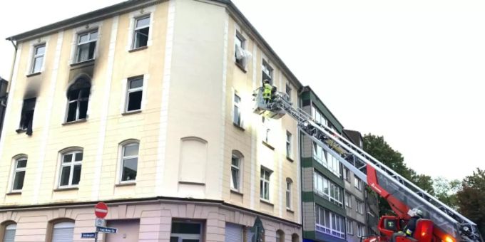 Essen - Polizei sucht nach Ursache von Hausexplosion mit zwei Toten in Essen