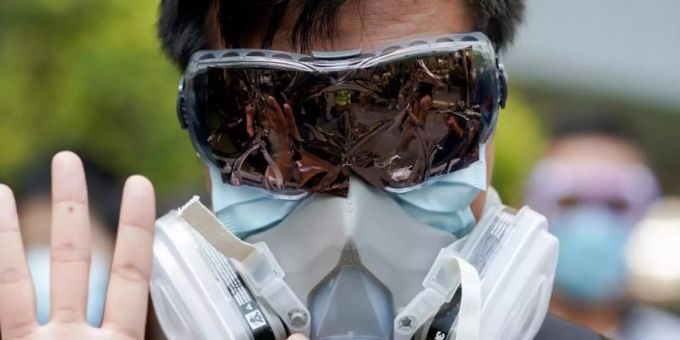 Hongkong - Hongkong erlässt Vermummungsverbot