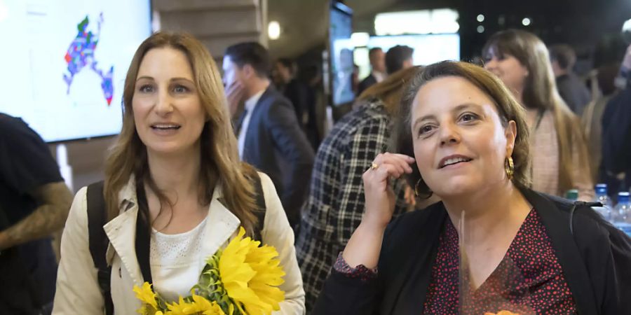 Sollten Adèle Thorens (Grüne, l.) und Ada Marra (SP, r.) am Sonntag gewinnen, wäre der Kanton Waadt erstmals mit zwei Frauen im Ständerat vertreten. (Archivbild)