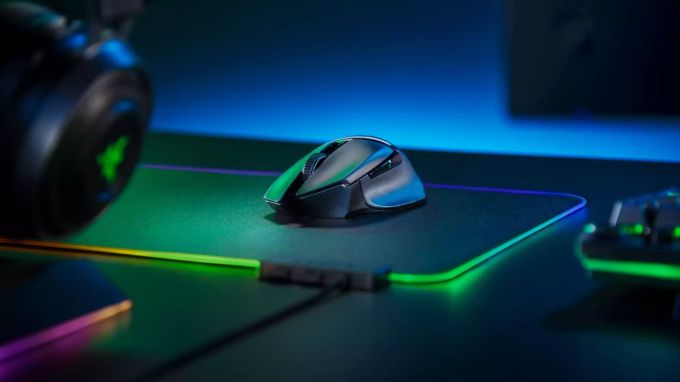 Die Gaming-Maus Razer Basilisk X Hyperspeed. Maus