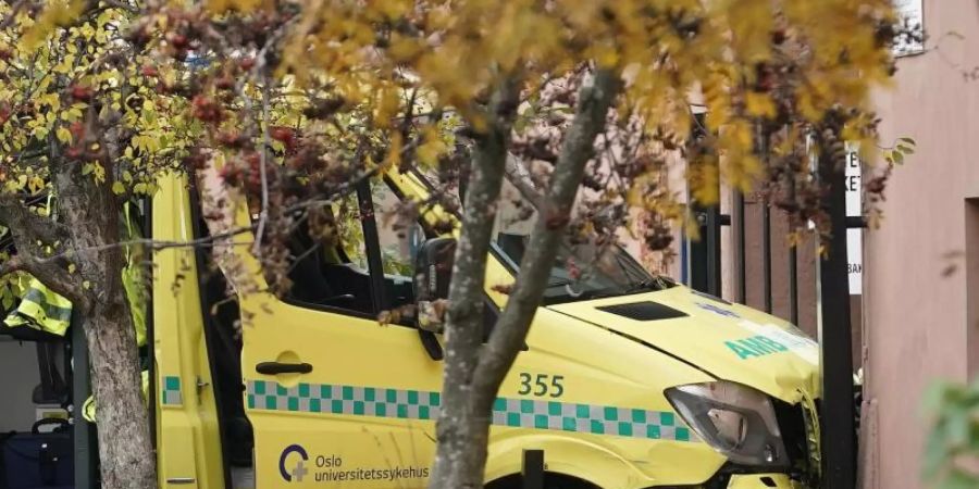 Bei dem Unfall sind mehrere Menschen verletzt worden. Foto: Stian Lysberg Solum/NTB Scanpix/AP/dpa