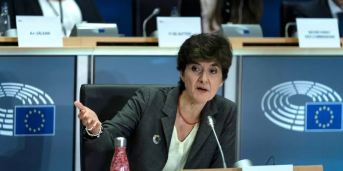 Sylvie Goulard bei ihrer zweiten Anhörung im Parlament Sylvie Goulard bei ihrer zweiten Anhörung im Parlament