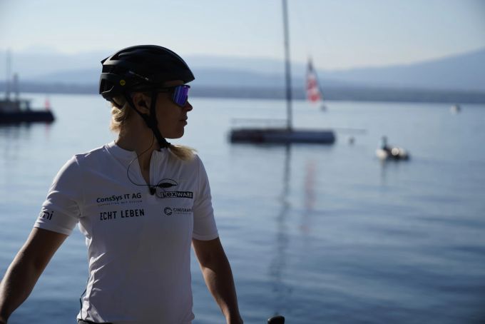 Monika Sattler schaut voraus auf die Etappen, die noch vor ihr liegen Monika Sattler zum Start der 124 Schweizer Pässe Challenge
