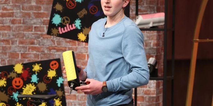 Der erst 17-jährige Aaron Holzhäuer begeistert die Löwen in der Auftaktfolge mit seinem Fahrradtresor. Die Höhle der Löwen