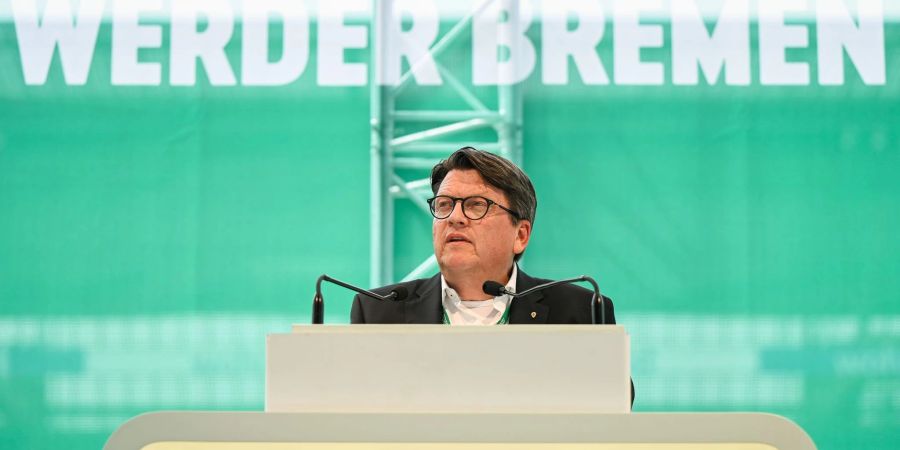 Plädiert für einen reglementierten Einsatz von Pyrotechnik im Profi-Fussball: Hubertus Hess-Grunewald.