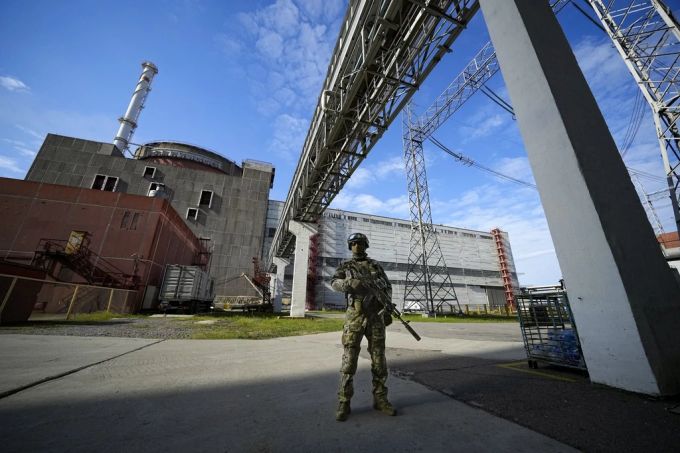 Atomkraftwerk-Gelände In Ukraine Beschossen - Die Nacht Im Überblick