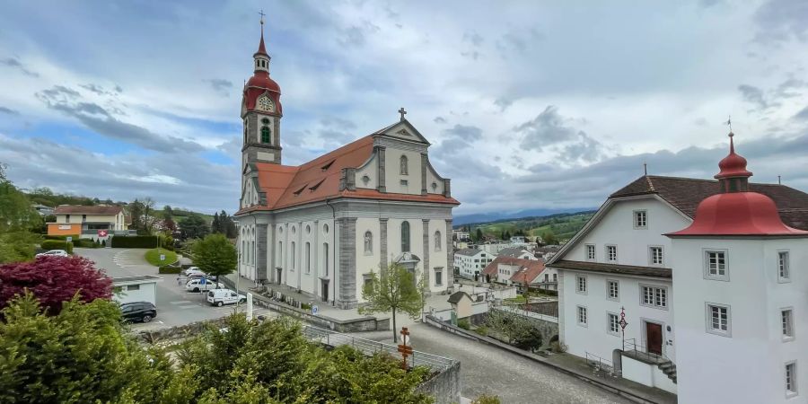 Die Pfarrkirche St. Mauritius in Ruswil.