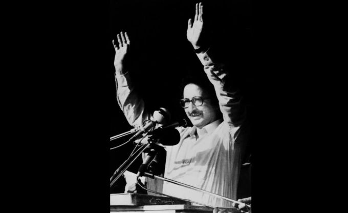 Abolhassan Banisadr im Iran. abolhassan banisadr