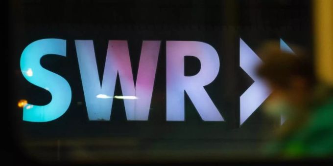 Das Logo des Südwestrundfunks (SWR). Foto: Sebastian Gollnow/dpa Das Logo des Südwestrundfunks (SWR). Foto: Sebastian Gollnow/dpa