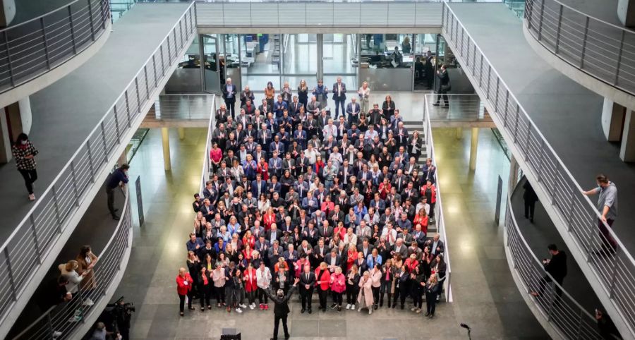 Coronavirus? Maskenpflicht? Beim Gruppenfoto im Bundestag hielt sich von der SPD kaum jemand an die Maskenpflicht.