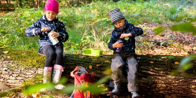 Kinder sollten regelmässig trinken.