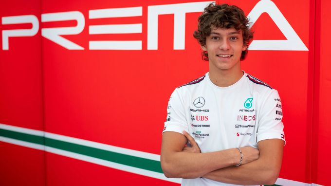 Andrea Kimi Antonelli startet mit nur 17 Jahren schon in der Formel 2. Andrea Kimi Antonelli Mercedes