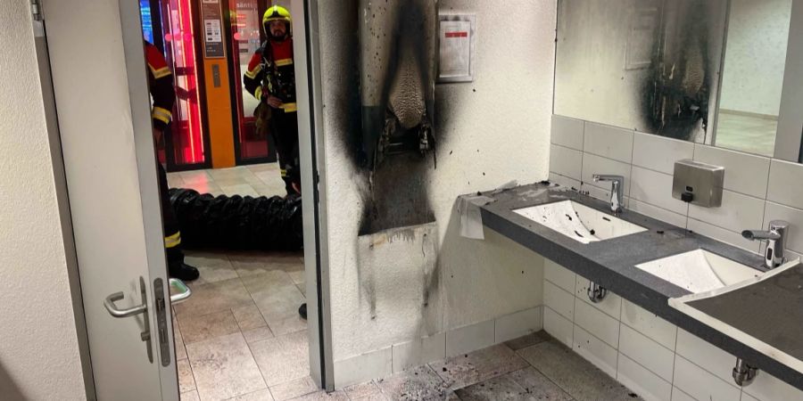 Verbranntes WC Säntispark