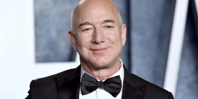 Reichster Mensch - Jeff Bezos übertrumpft Elon Musk