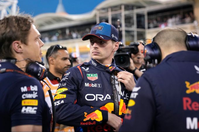 Max Verstappen sieht seine Zukunft trotz des Skandals um Teamchef Christian Horner bei Red Bull. Darko Bandic/AP/dpa Max Verstappen