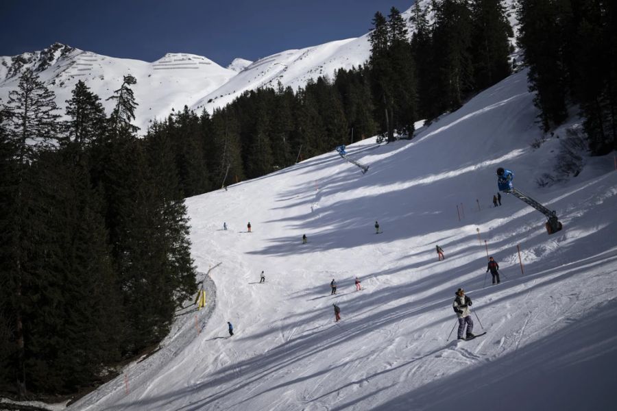 Zurzeit sind in einigen Kantonen Ferien – entsprechend profitieren viele und gehen auf die Piste.