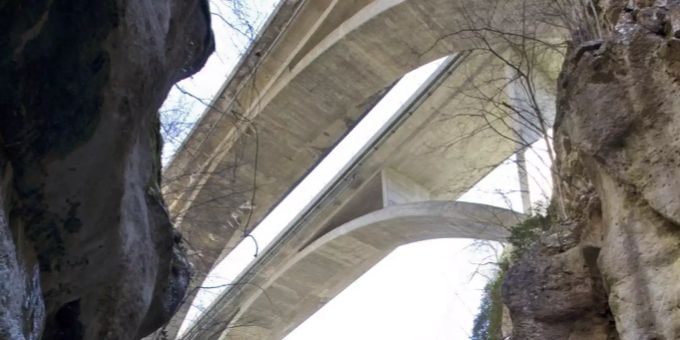 Die Taubenlochschlucht zwischen Biel und Frinvillier. Biel Taubenlochschlucht