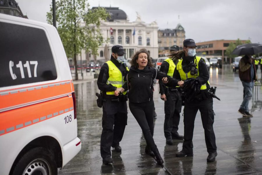 coronavirus polizei