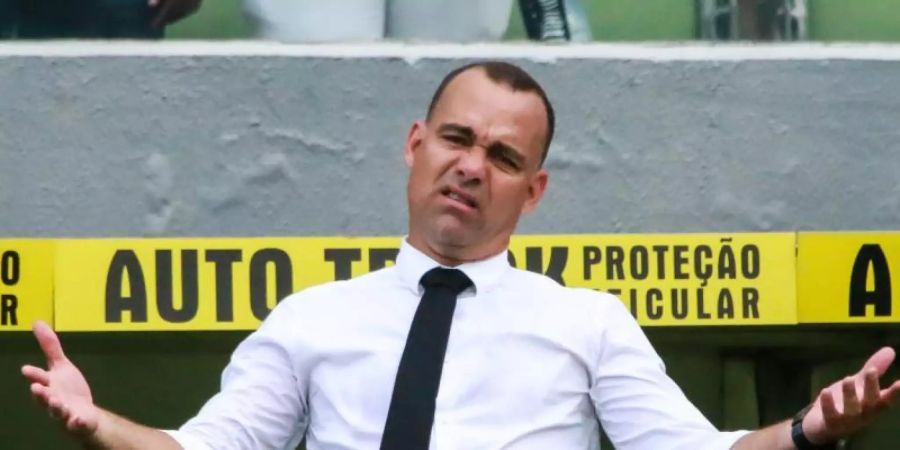 Trainer Rafael Dudamel hat noch Gehaltsforderungen an den Club Atlético Mineiro. Foto: Dudu Macedo/Zuma Press/dpa