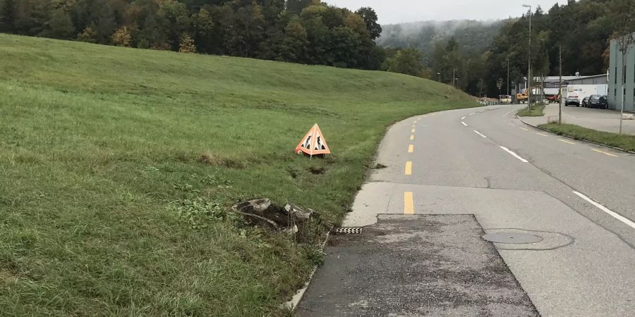 Stadt Schaffhausen: Zeugenaufruf zu umgefahrenem Hydrant