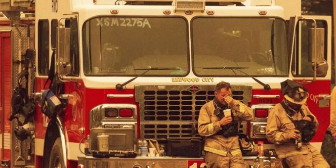 San Francisco - Mindestens drei Tote bei Waldbränden in Kalifornien