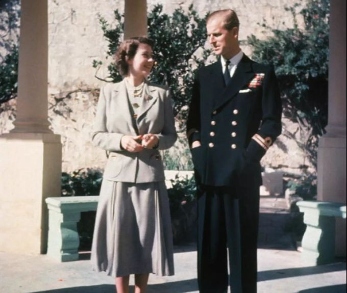 Philip und die Queen verbrachten ihre Flitterwochen in Malta. queen