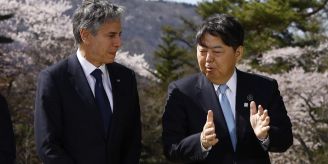 Wurde 61 - Japan feiert Blinkens Geburtstag mit Apfelkuchen