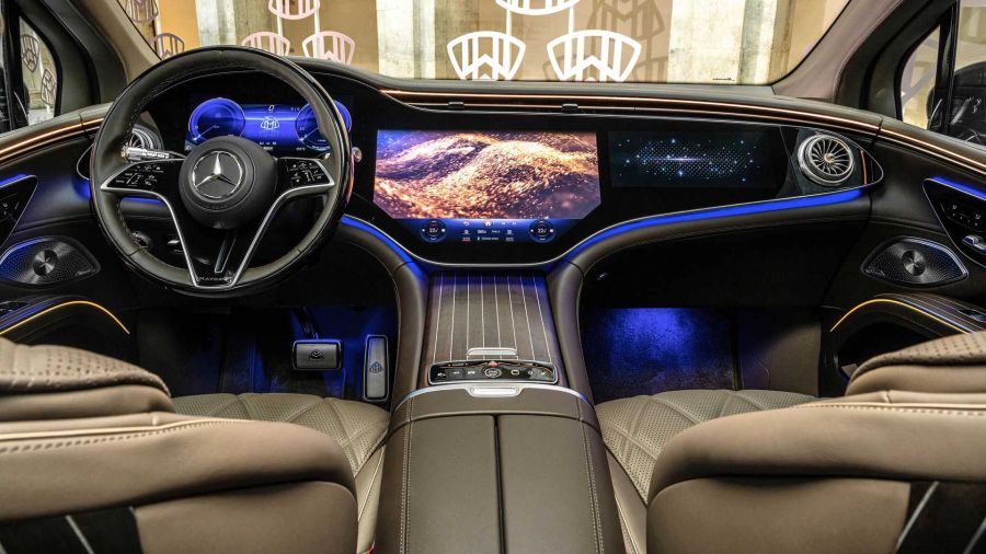 Mercedes-Maybach EQS 680 SUV